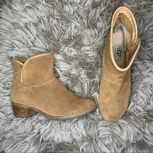 UGG Darling chestnut suede ankle block heel booties women’s shoe size 6